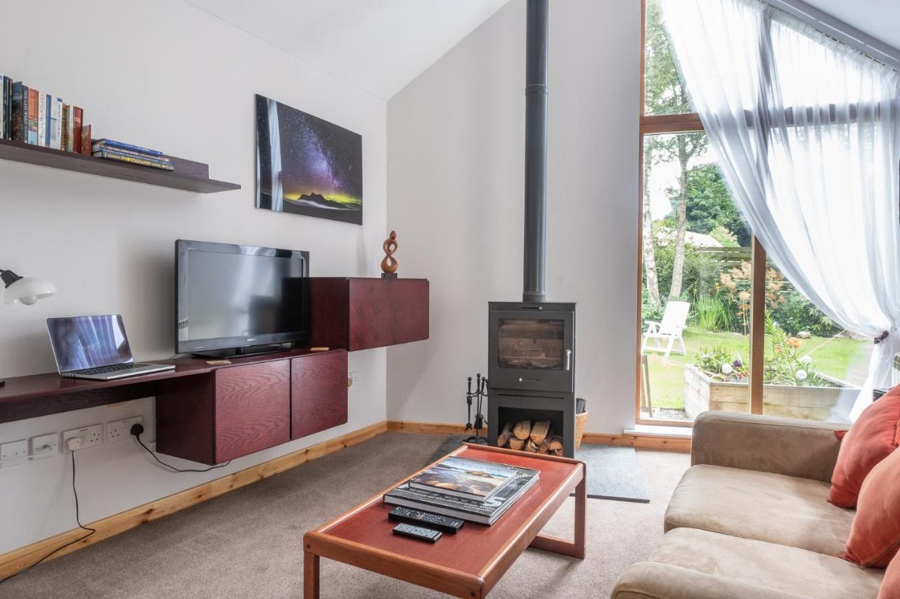 Contemporary One Bedroom Apartment Close To All Amenities In Conservation Area タイン エクステリア 写真
