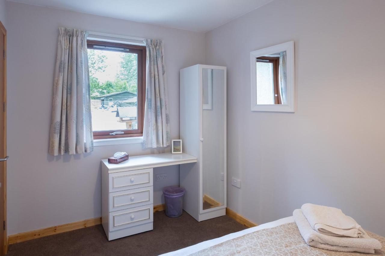 Contemporary One Bedroom Apartment Close To All Amenities In Conservation Area タイン エクステリア 写真